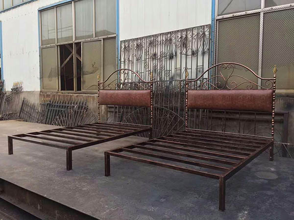 铁艺家具